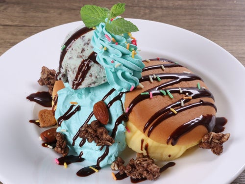 レンジで簡単！ふわふわチョコミントパンケーキ